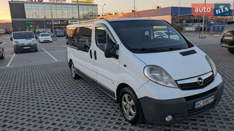 Мінівен Opel Vivaro 2007 в Львові