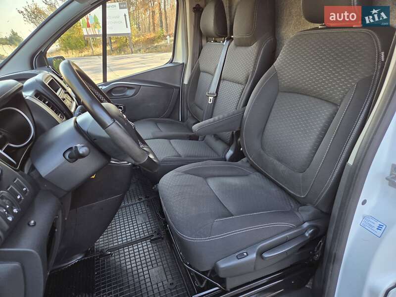 Грузовой фургон Opel Vivaro 2017 в Харькове фото 30 Грузовой фургон Opel Vivaro 2017 в Харькове