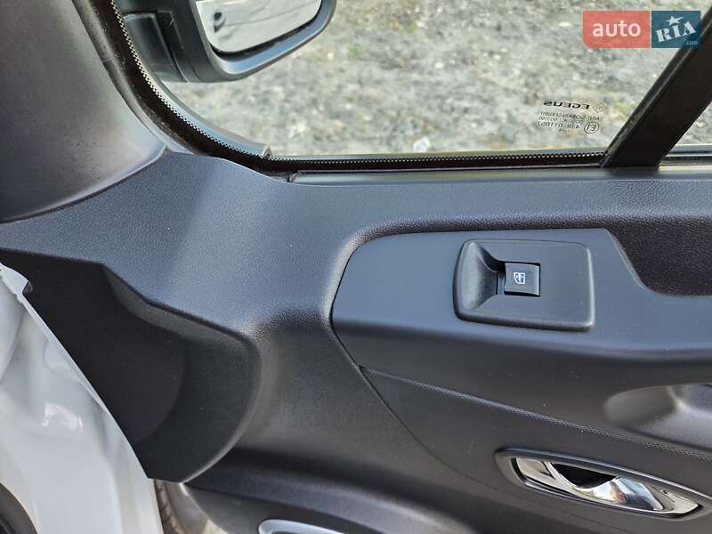 Грузовой фургон Opel Vivaro 2017 в Харькове фото 35 Грузовой фургон Opel Vivaro 2017 в Харькове