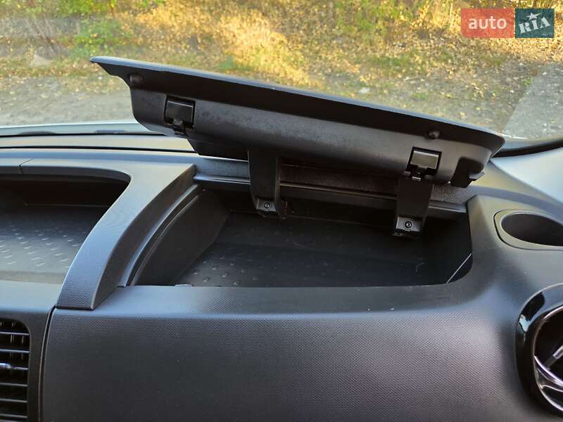 Грузовой фургон Opel Vivaro 2017 в Харькове фото 40 Грузовой фургон Opel Vivaro 2017 в Харькове