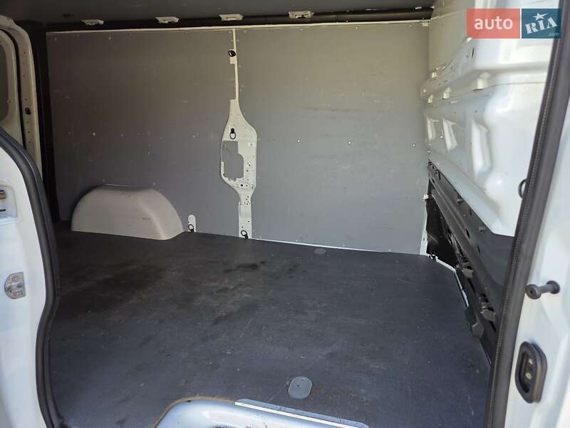 Грузовой фургон Opel Vivaro 2017 в Харькове фото 55 Грузовой фургон Opel Vivaro 2017 в Харькове