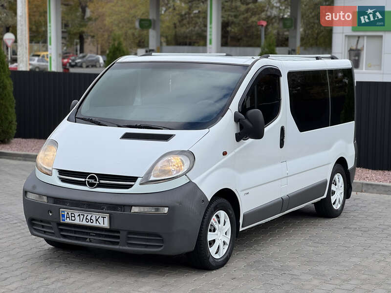 Минивэн Opel Vivaro 2003 в Одессе