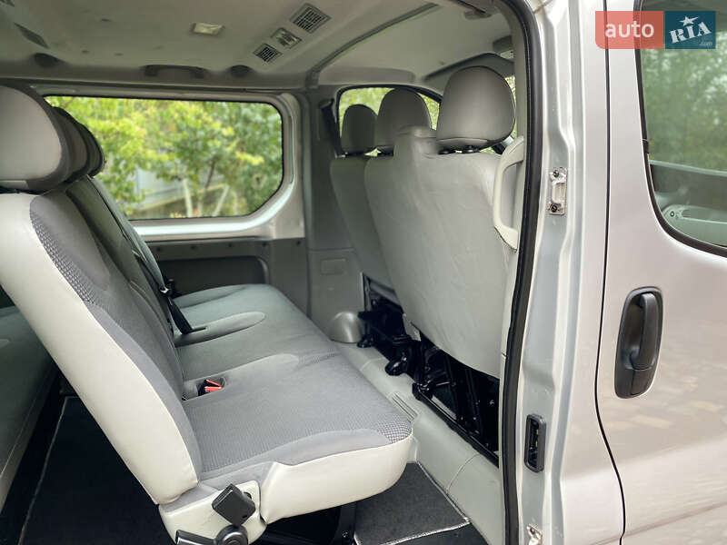 Минивэн Opel Vivaro 2013 в Казатине