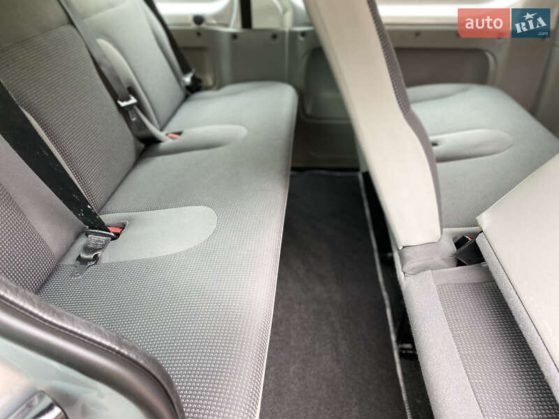 Минивэн Opel Vivaro 2013 в Казатине