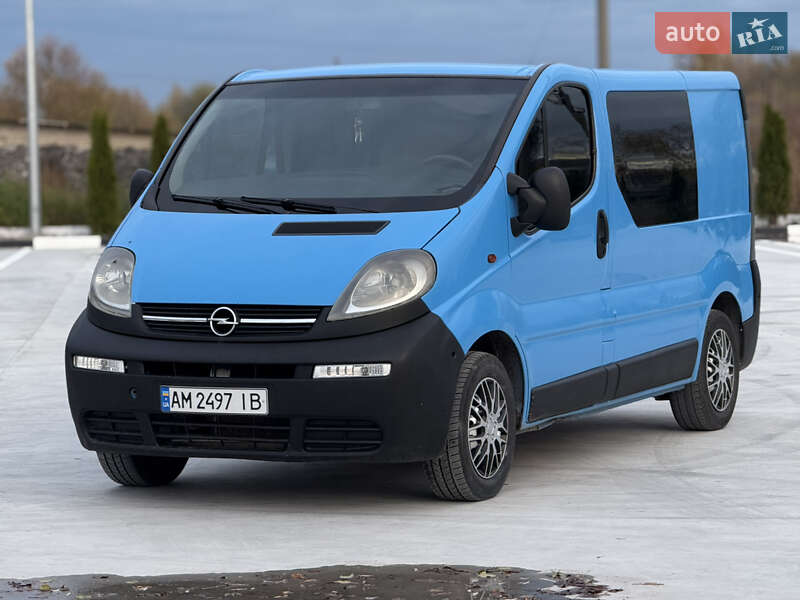 Opel Vivaro 2006
