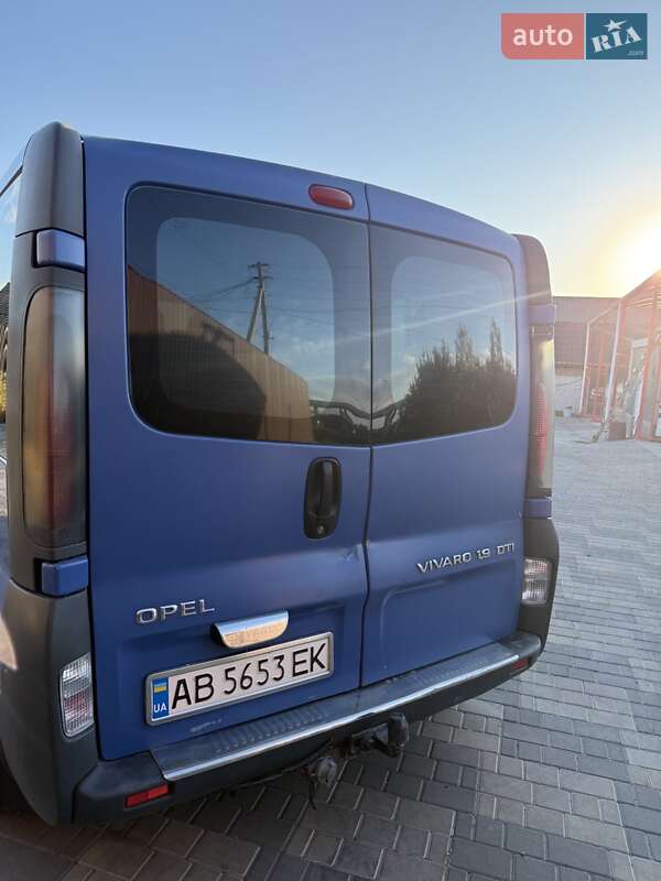 Минивэн Opel Vivaro 2003 в Бершади