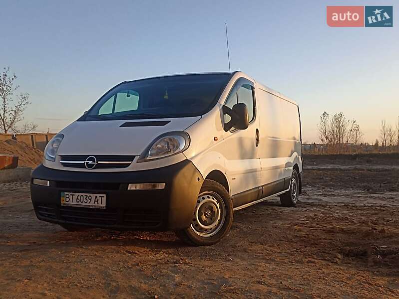Грузовой фургон Opel Vivaro 2005 в Киеве