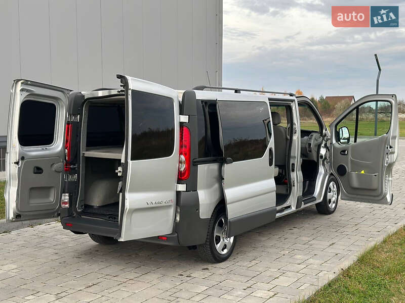 Минивэн Opel Vivaro 2014 в Ровно