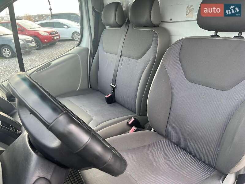 Грузовой фургон Opel Vivaro 2007 в Львове фото 19 Грузовой фургон Opel Vivaro 2007 в Львове
