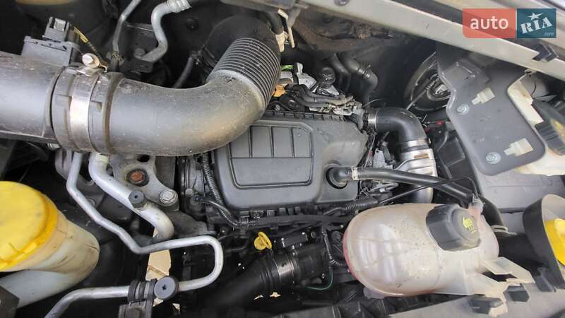 Минивэн Opel Vivaro 2016 в Киеве фото 39 Минивэн Opel Vivaro 2016 в Киеве