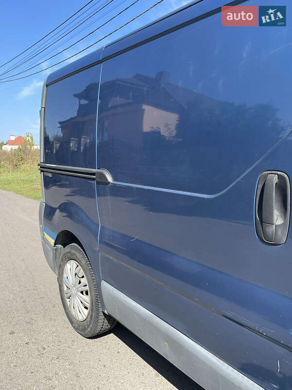 Грузовой фургон Opel Vivaro 2005 в Ровно фото 8 Грузовой фургон Opel Vivaro 2005 в Ровно