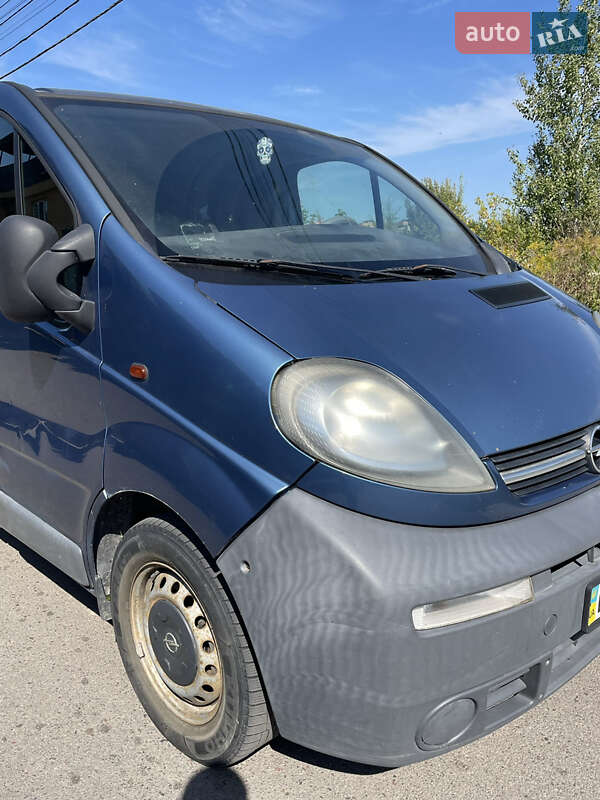 Грузовой фургон Opel Vivaro 2005 в Ровно фото 10 Грузовой фургон Opel Vivaro 2005 в Ровно