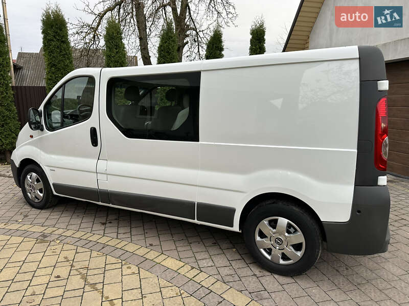 Минивэн Opel Vivaro 2011 в Дубно фото 4 Минивэн Opel Vivaro 2011 в Дубно