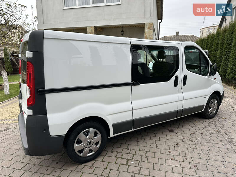 Минивэн Opel Vivaro 2011 в Дубно фото 8 Минивэн Opel Vivaro 2011 в Дубно