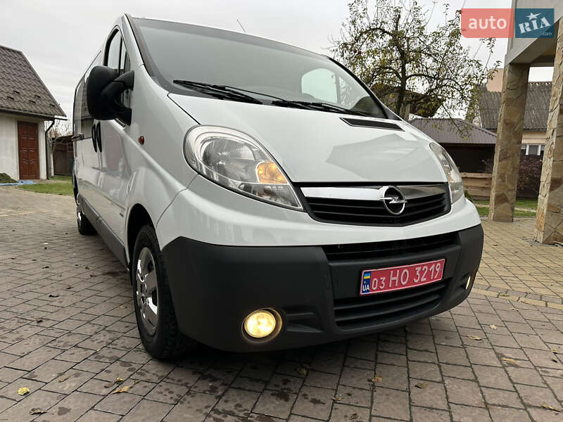 Минивэн Opel Vivaro 2011 в Дубно фото 16 Минивэн Opel Vivaro 2011 в Дубно