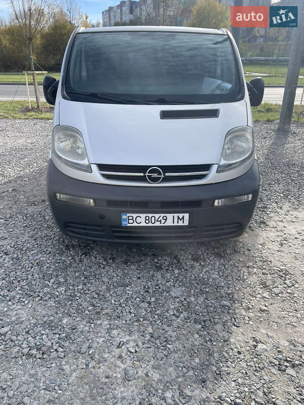 Минивэн Opel Vivaro 2005 в Львове фото Минивэн Opel Vivaro 2005 в Львове
