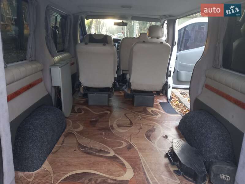 Минивэн Opel Vivaro 2006 в Кропивницком