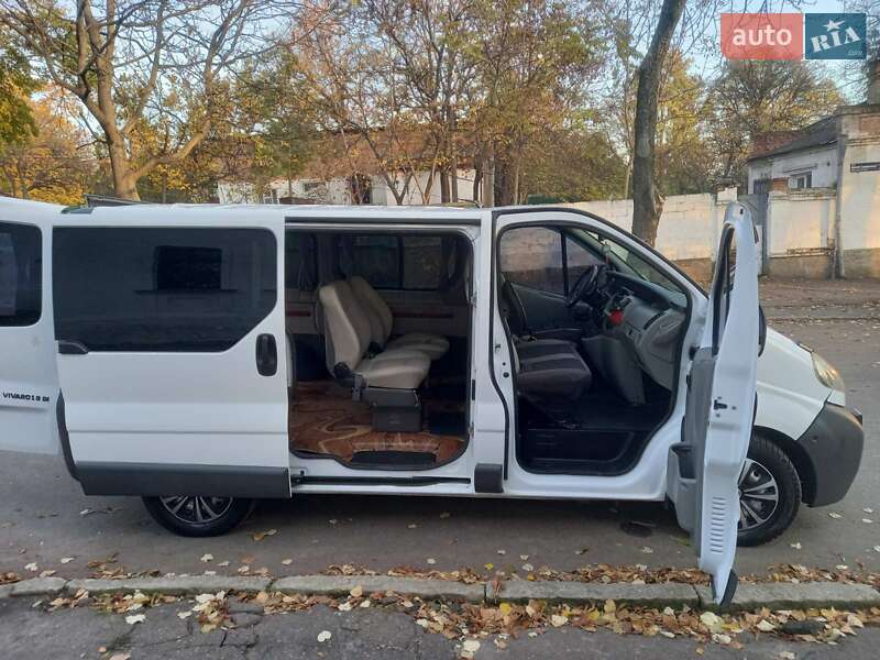 Минивэн Opel Vivaro 2006 в Кропивницком