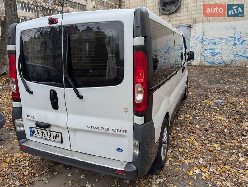 Минивэн Opel Vivaro 2010 в Киеве фото 9 Минивэн Opel Vivaro 2010 в Киеве
