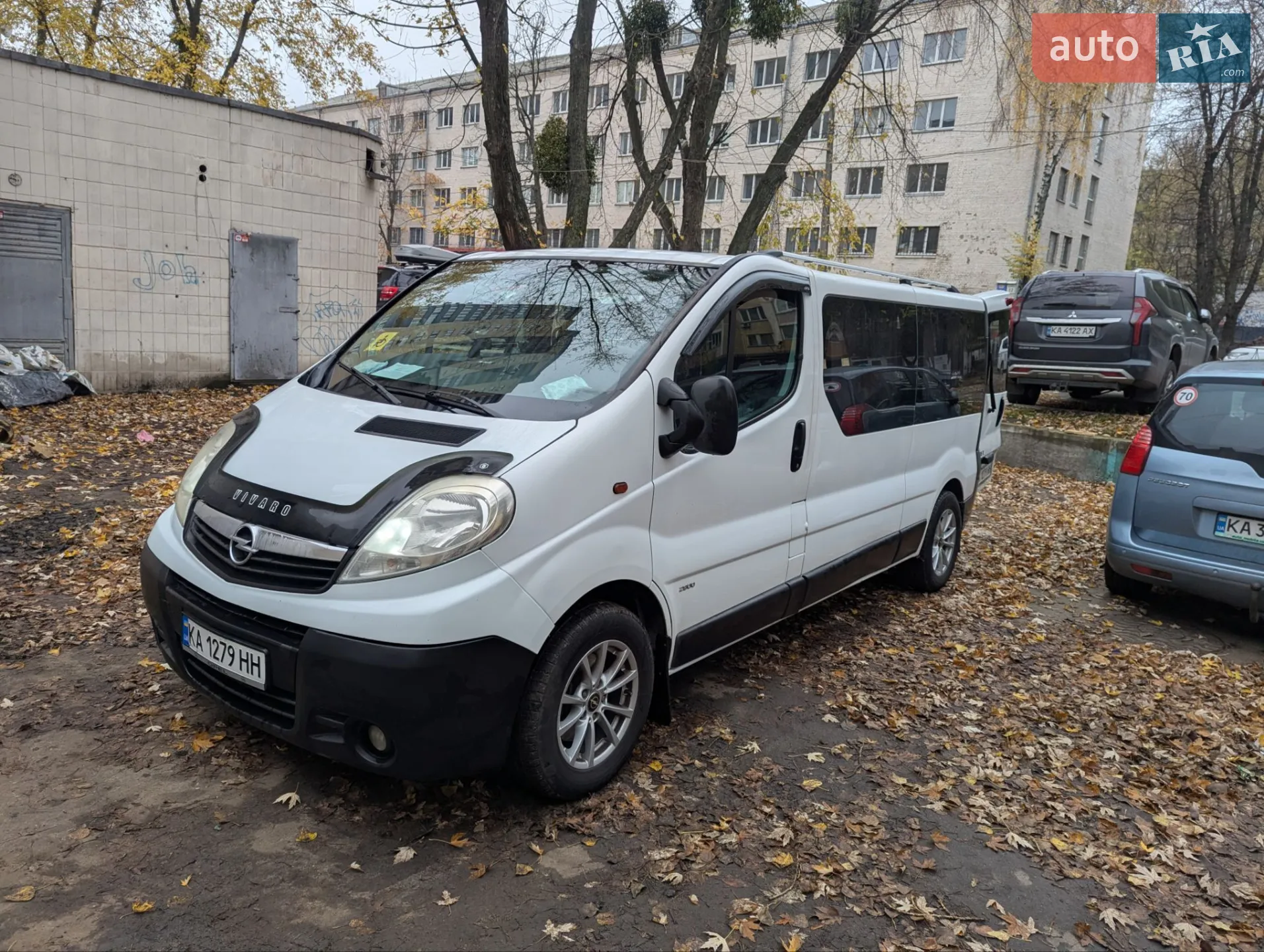 2010 Opel Vivaro - мініатюра 13