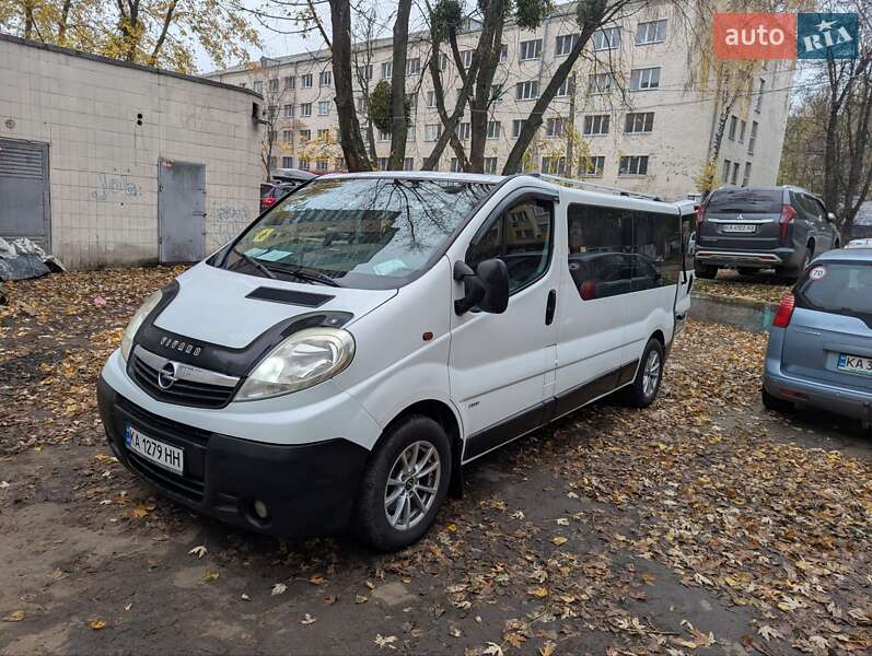 Минивэн Opel Vivaro 2010 в Киеве фото 13 Минивэн Opel Vivaro 2010 в Киеве