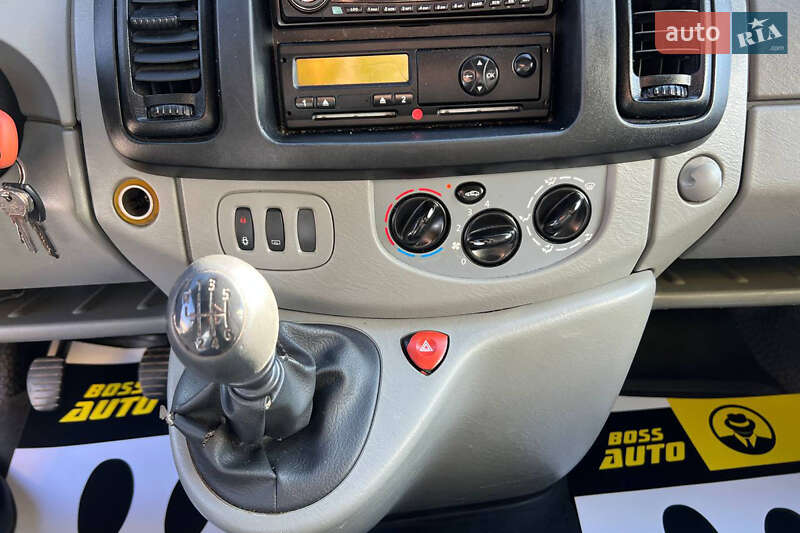 Минивэн Opel Vivaro 2009 в Ивано-Франковске фото 12 Минивэн Opel Vivaro 2009 в Ивано-Франковске