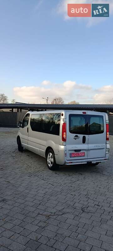 Минивэн Opel Vivaro 2013 в Бартатовом