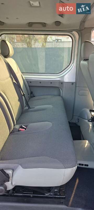 Минивэн Opel Vivaro 2013 в Бартатовом