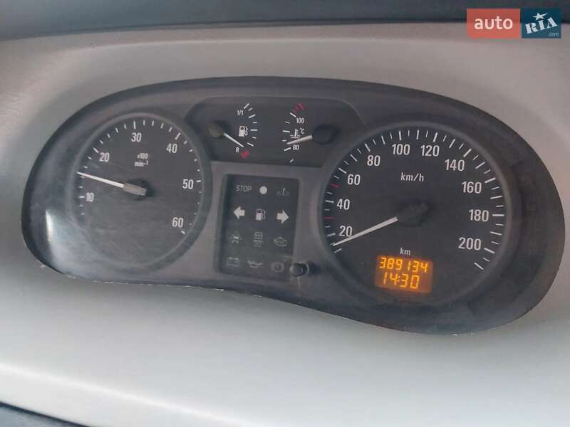 Минивэн Opel Vivaro 2004 в Чернигове фото 2 Минивэн Opel Vivaro 2004 в Чернигове