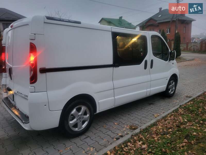 Минивэн Opel Vivaro 2012 в Хмельницком