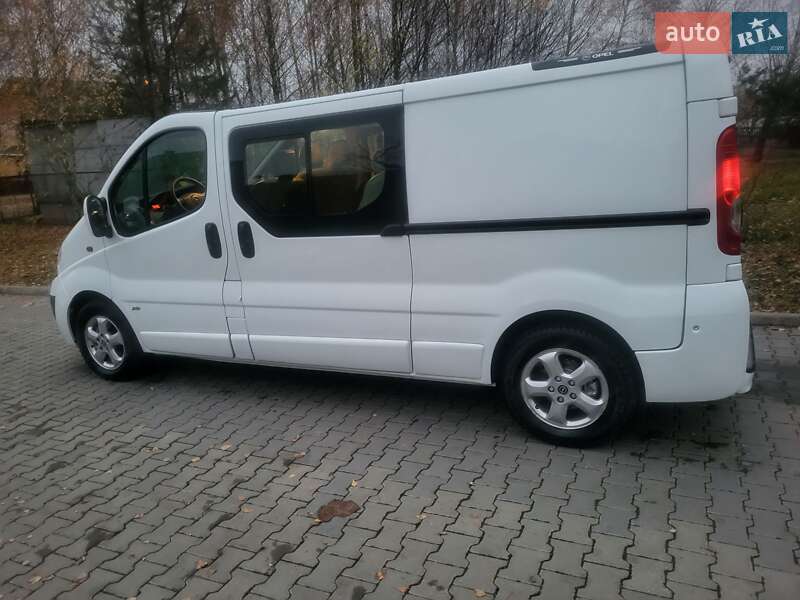 Минивэн Opel Vivaro 2012 в Хмельницком