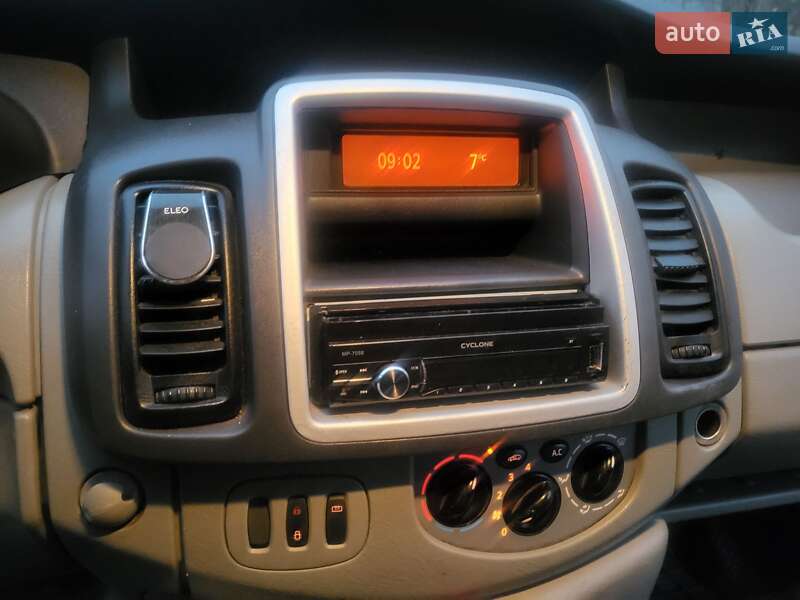 Минивэн Opel Vivaro 2012 в Хмельницком