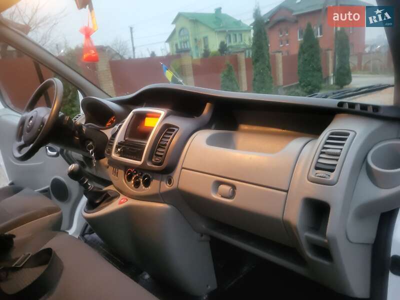 Минивэн Opel Vivaro 2012 в Хмельницком