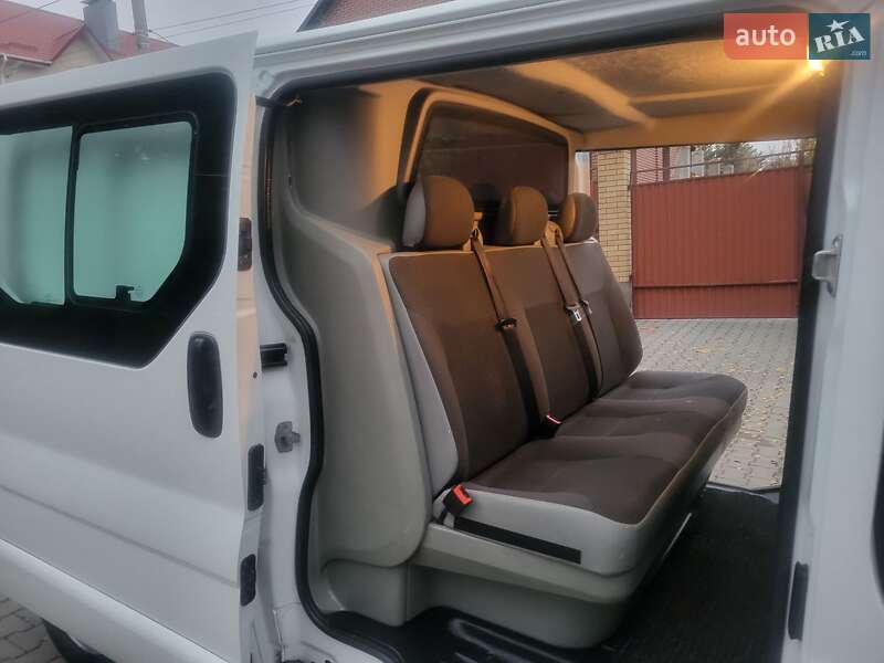 Минивэн Opel Vivaro 2012 в Хмельницком