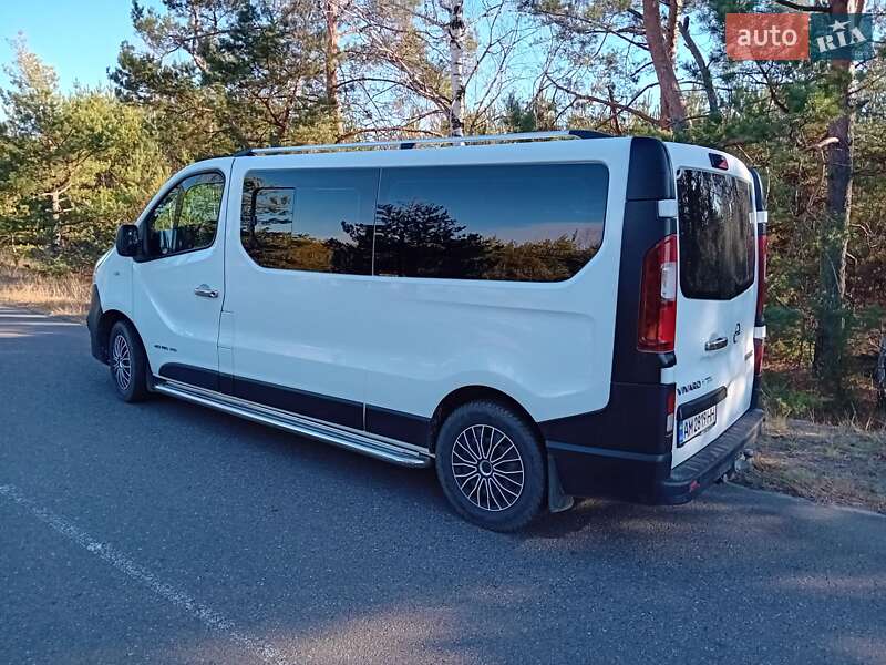 Минивэн Opel Vivaro 2018 в Познани фото 9 Минивэн Opel Vivaro 2018 в Познани