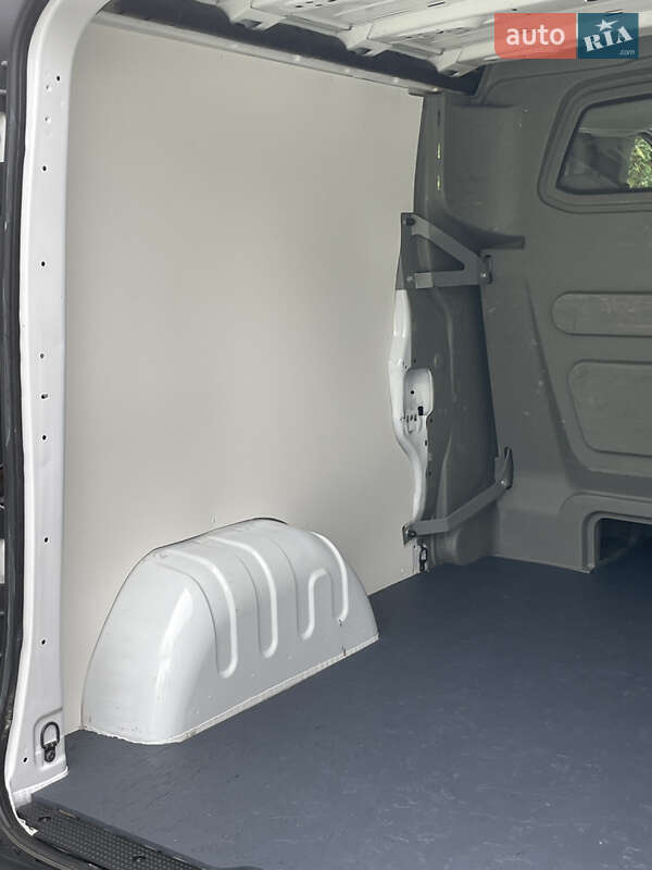 Минивэн Opel Vivaro 2012 в Дубно фото 32 Минивэн Opel Vivaro 2012 в Дубно