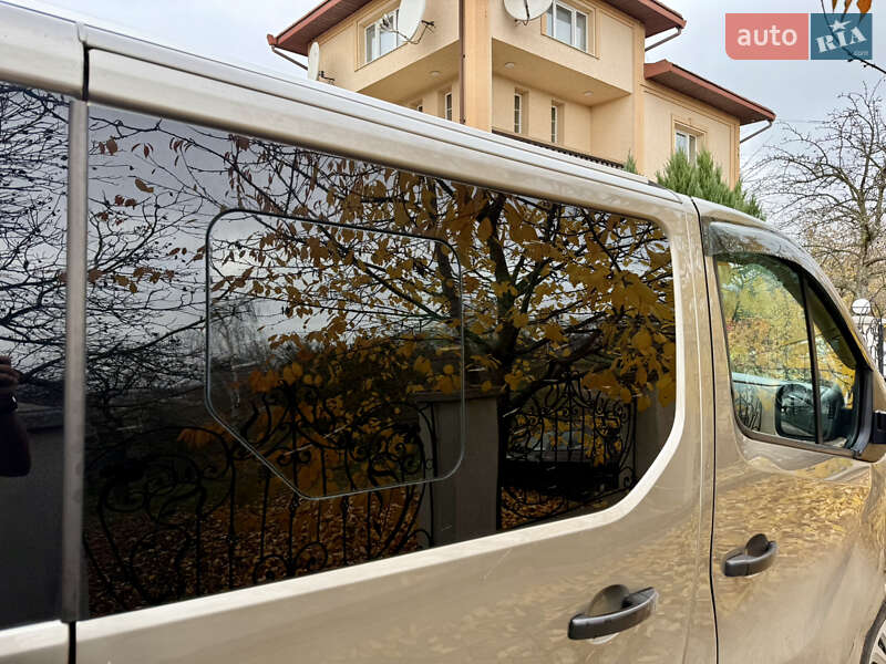 Минивэн Opel Vivaro 2015 в Черновцах фото 16 Минивэн Opel Vivaro 2015 в Черновцах