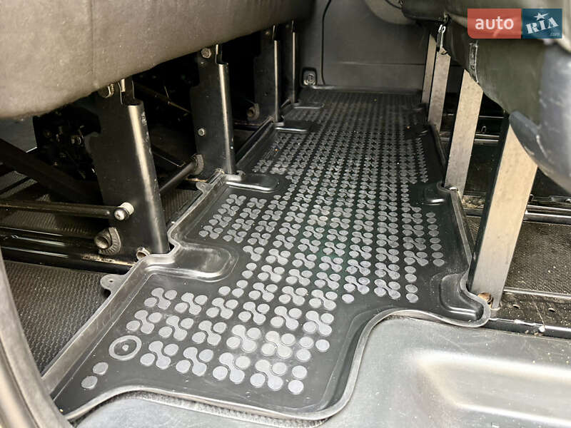 Минивэн Opel Vivaro 2015 в Черновцах фото 21 Минивэн Opel Vivaro 2015 в Черновцах