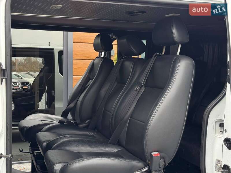 Мінівен Opel Vivaro 2018 в Рівному