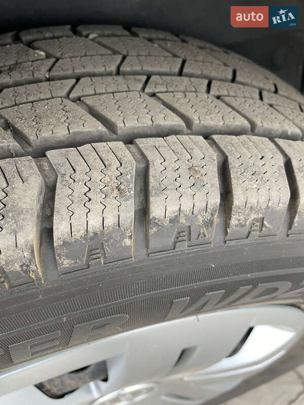 Мінівен Opel Vivaro 2012 в Дубні