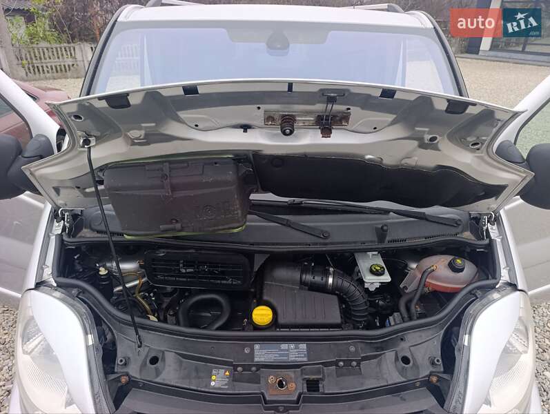 Минивэн Opel Vivaro 2013 в Коломые фото 20 Минивэн Opel Vivaro 2013 в Коломые