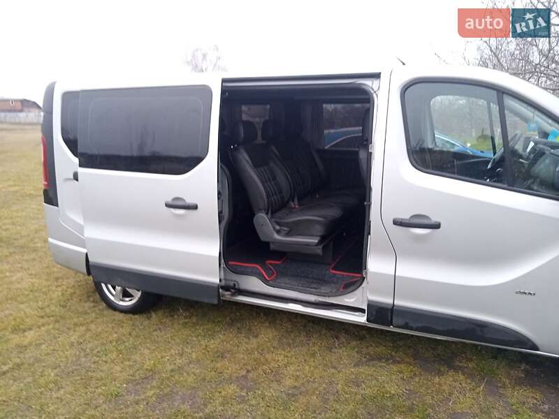 Минивэн Opel Vivaro 2016 в Киеве фото 5 Минивэн Opel Vivaro 2016 в Киеве
