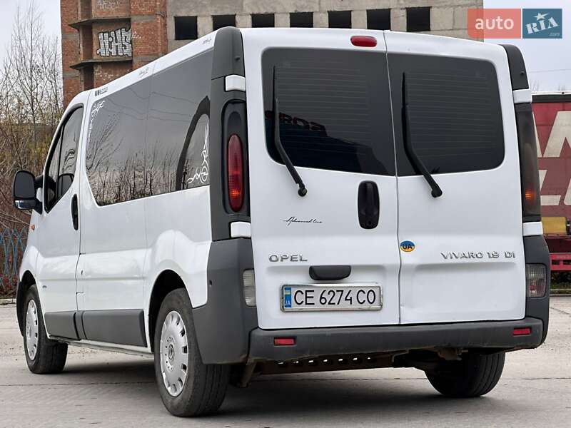 Минивэн Opel Vivaro 2002 в Черновцах