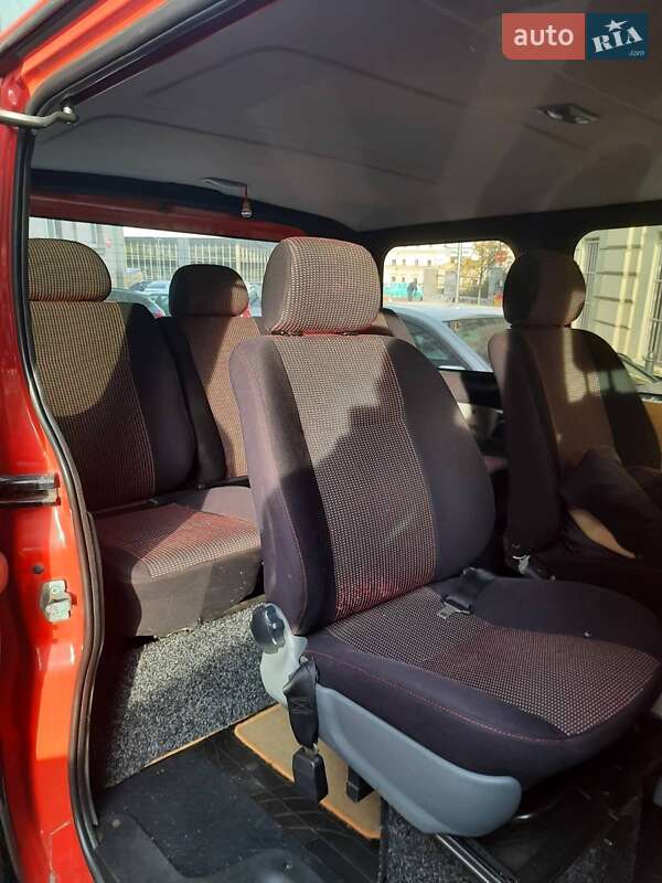 Минивэн Opel Vivaro 2007 в Ивано-Франковске