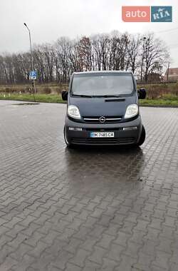 Мінівен Opel Vivaro 2003 в Луцьку