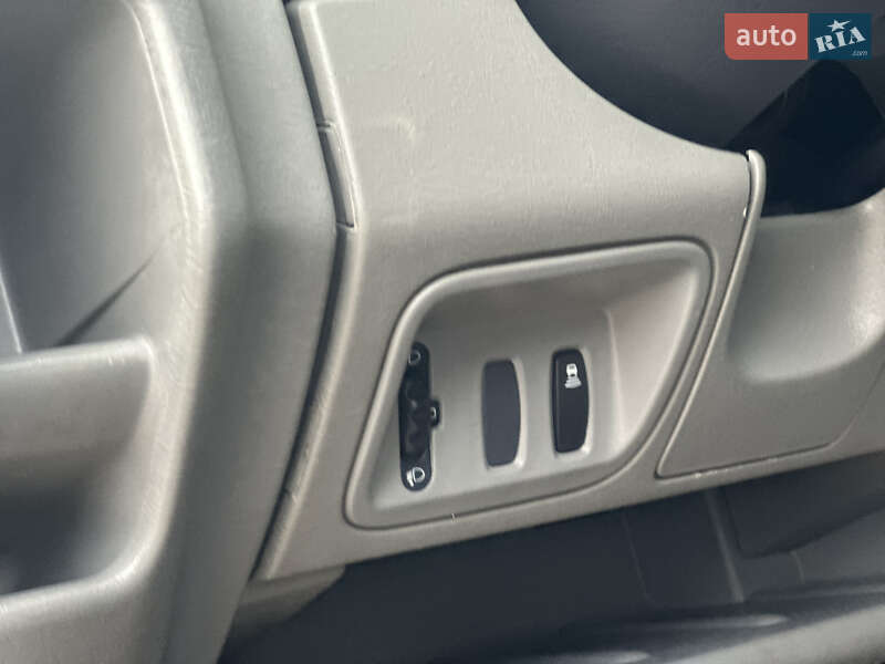 Минивэн Opel Vivaro 2006 в Дубно фото 42 Минивэн Opel Vivaro 2006 в Дубно