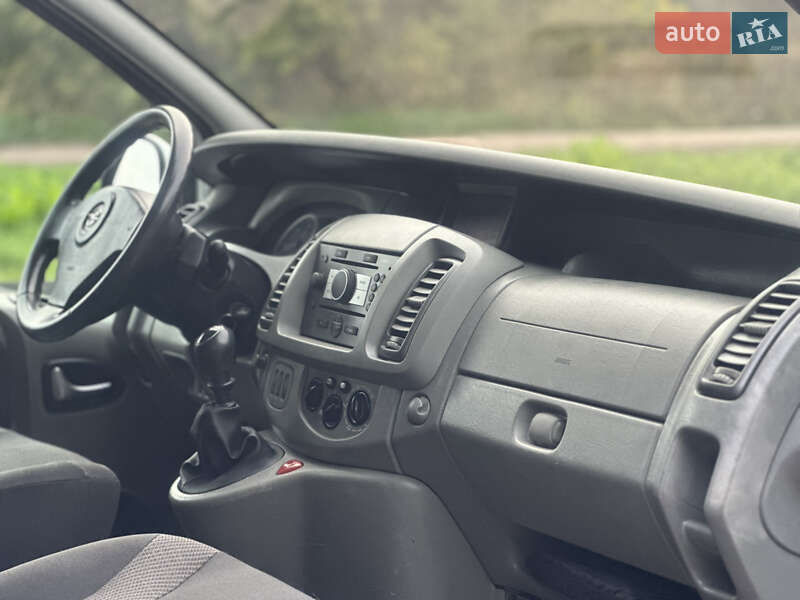 Минивэн Opel Vivaro 2006 в Дубно фото 50 Минивэн Opel Vivaro 2006 в Дубно