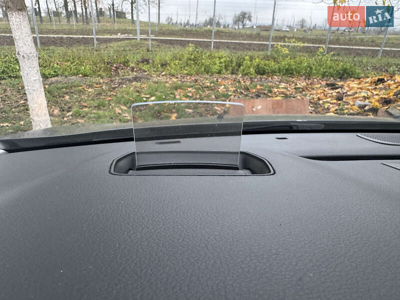 Вантажний фургон Opel Vivaro 2020 в Дубні