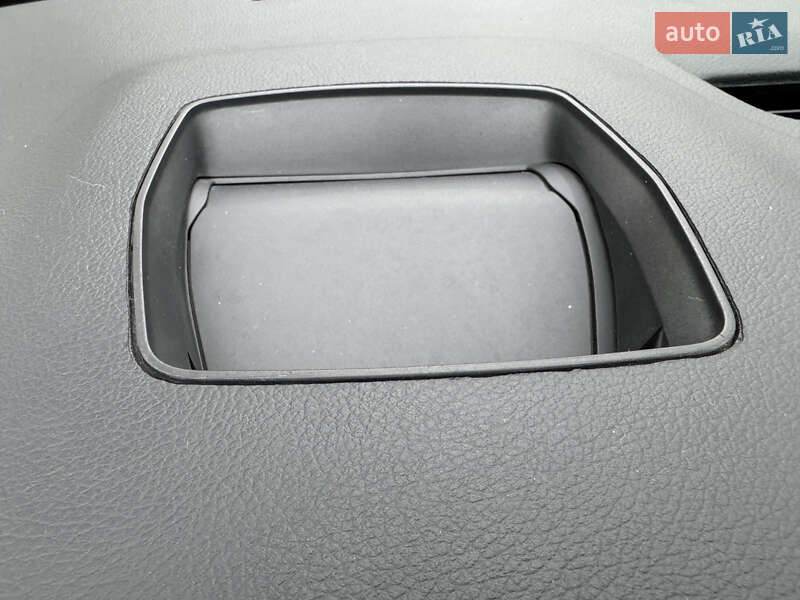 Вантажний фургон Opel Vivaro 2020 в Дубні