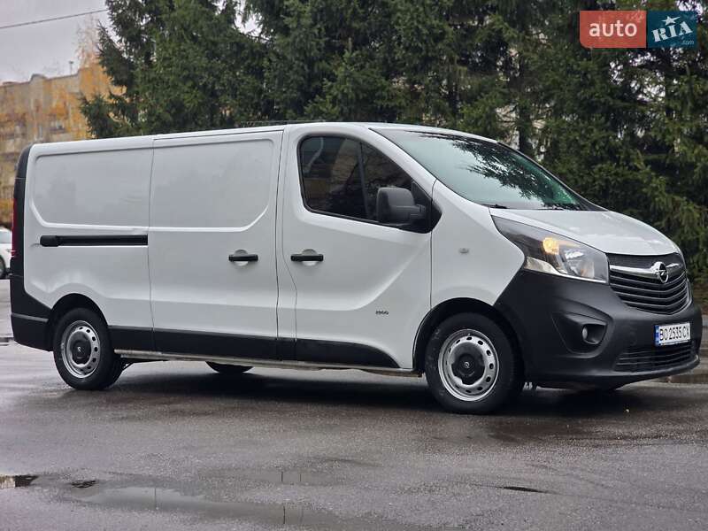 Грузовой фургон Opel Vivaro 2017 в Тернополе